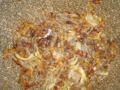 Skanus svogūnų duona Žingsnis 2