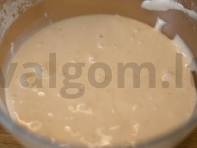 Česnakiniai ir rozmarinų madele sausainiai Žingsnis 3