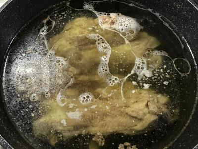 Daržovių sriuba su vištiena ir žaliąja pupelių Žingsnis 1