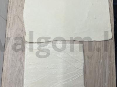 Namų pica su dešra, pomidorais ir paprikomis Žingsnis 1