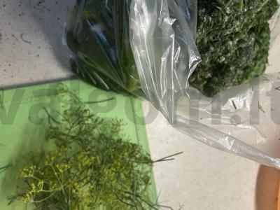 Greiti mažai sūdyti agurkai maišelyje Žingsnis 3