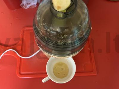 Obuolių sultys su mėtomis ir cukrumi Žingsnis 3