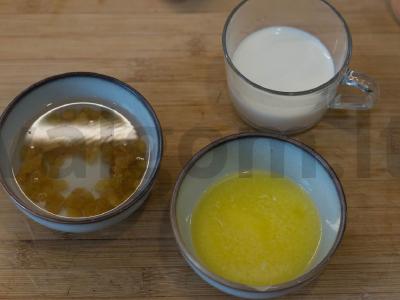 Velykinis kulichas su beze Žingsnis 2