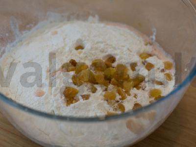 Velykinis kulichas su beze Žingsnis 9