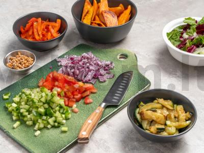 Burrito su pesto ir baklažanų agurkais Žingsnis 1