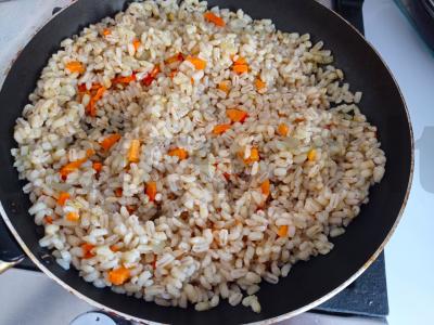 Vegetariška perlų košė su daržovėmis Žingsnis 3