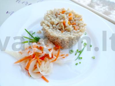 Vegetariška perlų košė su daržovėmis pagrindine nuotrauka