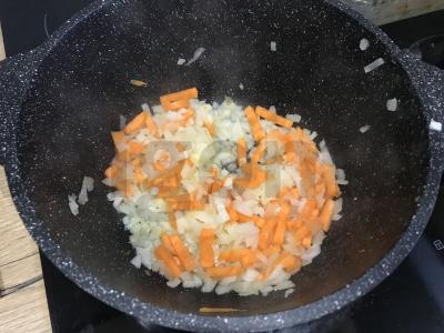 Namų plovas puode, paprastas Žingsnis 1