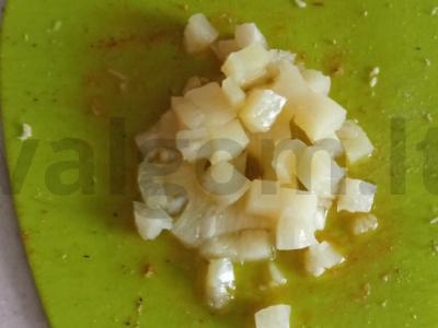 Salotos su ananasais ir vištiena Žingsnis 2