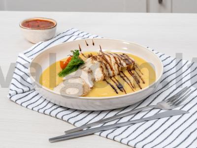 Žirnių košė su kalakutienos filė pagrindine nuotrauka