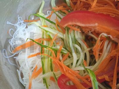 Funchosa su jūros gėrybėmis Žingsnis 3