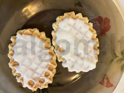 Vafliai prie arbatos su jogurtu ir bananais Žingsnis 2