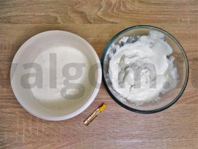 Grietinėlės-vanilės kremas tortui su varške Žingsnis 3