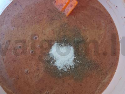 Kepintos kepenų blynai su svogūnais ir morkomis Žingsnis 3