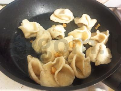 Ausys su šonine Žingsnis 9