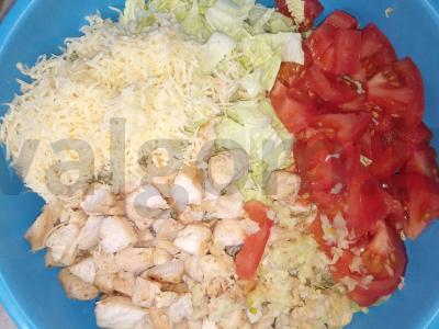 Cezario salotos su grietinės ir majonezo padažu Žingsnis 2