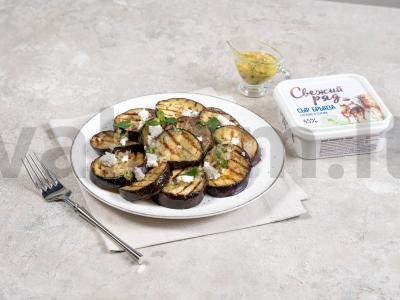 Kepti baklažanai su bryndža pagrindine nuotrauka