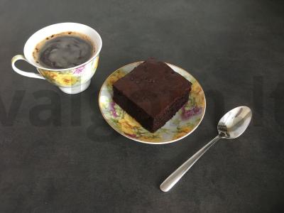 15 minučių Brownie desertas pagrindine nuotrauka