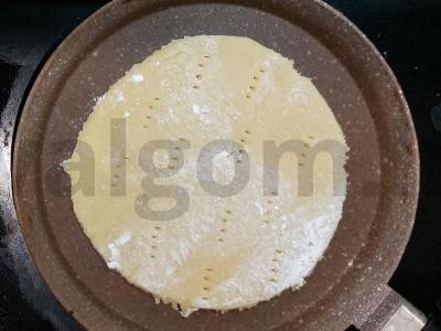 Namų meduolis keptuvėje Žingsnis 3