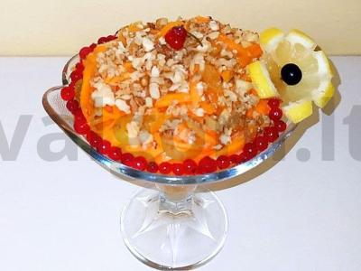 Vegetariškas moliūgų salotas su obuoliu ir apelsinu pagrindine nuotrauka