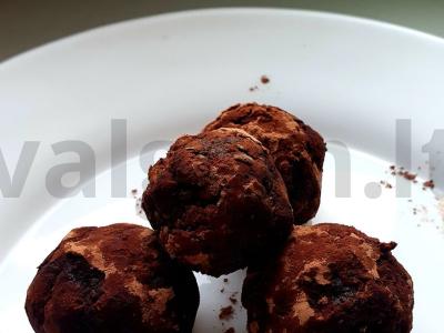 Trijų ingredientų „Trufeliai“ saldainiai pagrindine nuotrauka