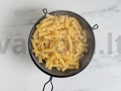 Makaronai su naminiu pesto padažu Žingsnis 2