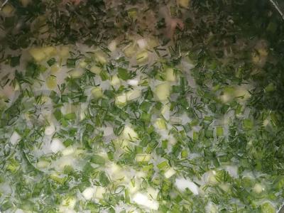 Okroška su krienais pagrindine nuotrauka