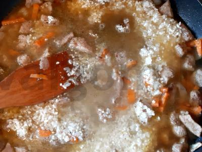 Paprastas kiaulienos plovas Žingsnis 9