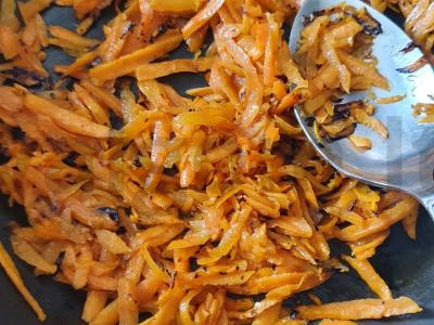 Salotas „Moteriškas kaprizas“ su vištienos filė ir raudonaisiais pupelėmis Žingsnis 1