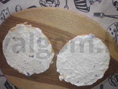 Namų burgeriai su vištienos kotletais Žingsnis 3