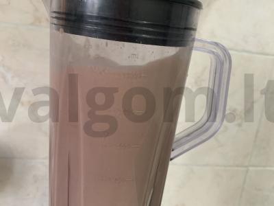 Šokoladinis pieno kokteilis su vyšnių sultimis Žingsnis 2