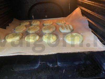 Oro pyragėliai su bulvėmis, svogūnais ir džiovintais česnakais Žingsnis 14