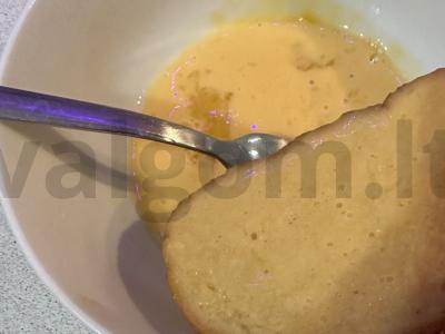 Originali bruschetta su upėtakiu ir sūriu Žingsnis 1