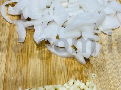 Kiaulienos troškinys su rūkyta paprika Žingsnis 3