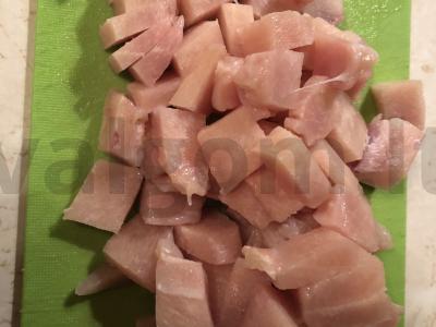 Sultinys su vištienos krūtinėle lėtoje viryklėje Žingsnis 1