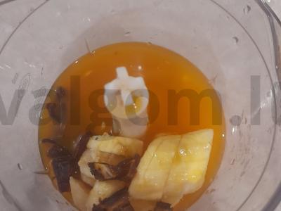 Originalus moliūgų sulčių, datulių ir bananų kokteilis Žingsnis 4
