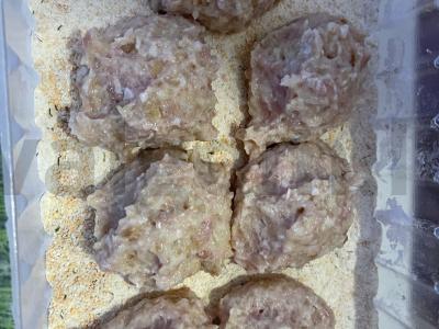 Kiaulienos ir vištienos faršo kotletai orkaitėje Žingsnis 4