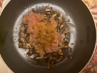 Skrebučiai su mėsos įdaru ir Cezario padažu Žingsnis 5