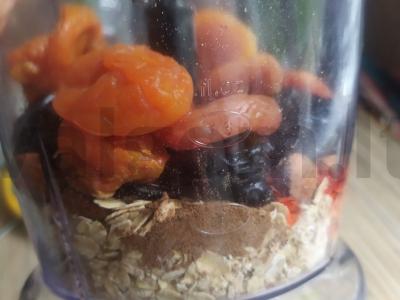 Be kepimo vyšnių tortas Žingsnis 1