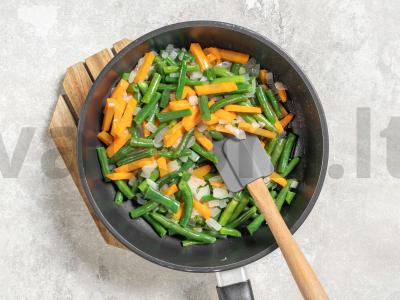 Žaliosios pupelės su daržovėmis Žingsnis 7