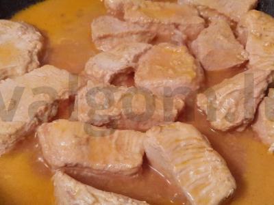 Kalakutiena garstyčių padaže pagrindine nuotrauka