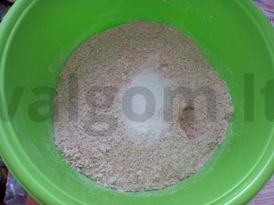 Duona su sėlenomis mikrobangų krosnelėje Žingsnis 2