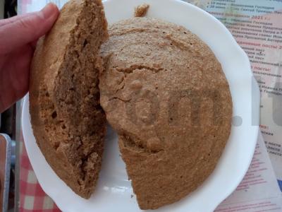 Duona su sėlenomis mikrobangų krosnelėje pagrindine nuotrauka