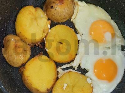 Virtos bulvės su akyte kaimiškai Žingsnis 4