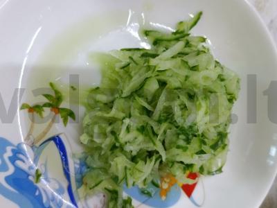 Vasaros salotos su kiaušiniu Žingsnis 3