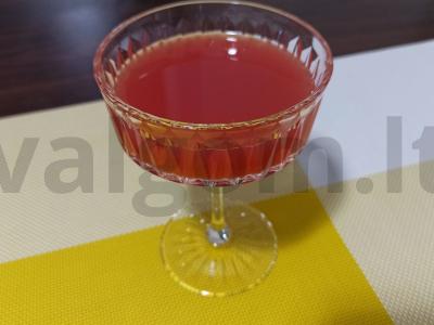 Ryškus kokteilis su aperoliu ir apelsinų sultimis pagrindine nuotrauka