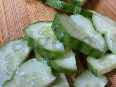 Sūdyti agurkai Žingsnis 1