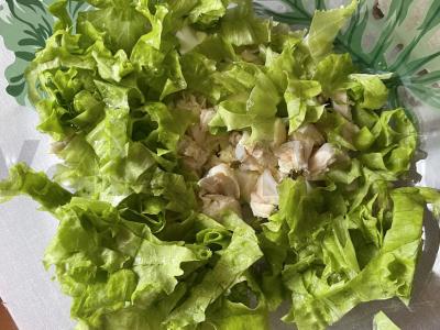 Salotas su vištienos krūtinėle, agurku ir avokadu Žingsnis 3