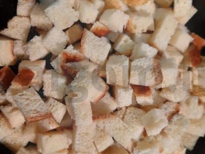 Skani vasaros šalta sriuba gazpacho su skrudinta duona Žingsnis 2