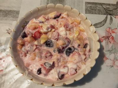 Vaisių-uogų mišinys su grietine Žingsnis 6